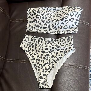 NWOT Aerie Leopard High Cut Cheeky Bikini